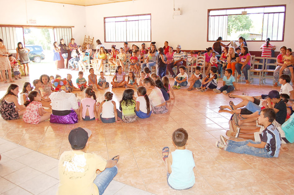 Clube de Mães do bairro  Borges realizou Festa de Natal para as crianças