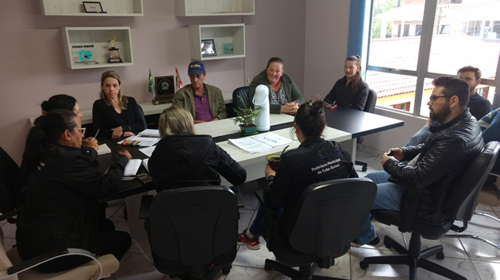 Secretarias Municipais reuniram-se para tratar do Plano Municipal da Assistência Social e Habitação