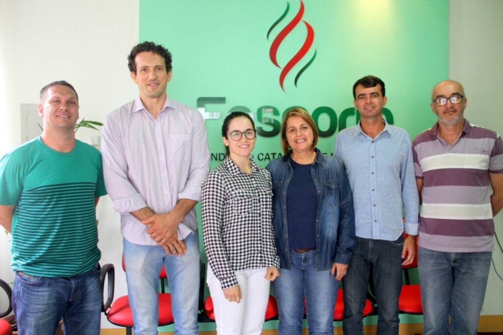  - Integrantes da Fesporte com dirigentes da Federação Catarinense de Wrestling / Foto: Antonio Prado - Fesporte