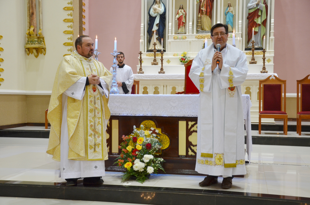 Paróquia Santa Bárbara de Anita tem novo vigário paroquial