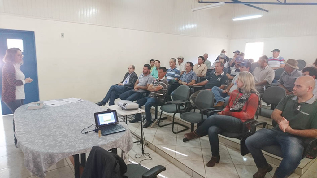 Plano Safra é discutido com entidades e agricultores em Anita