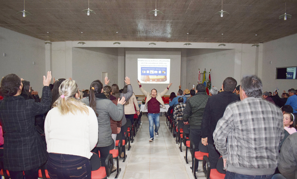 Palestra motivacional é realizada em Cerro Negro