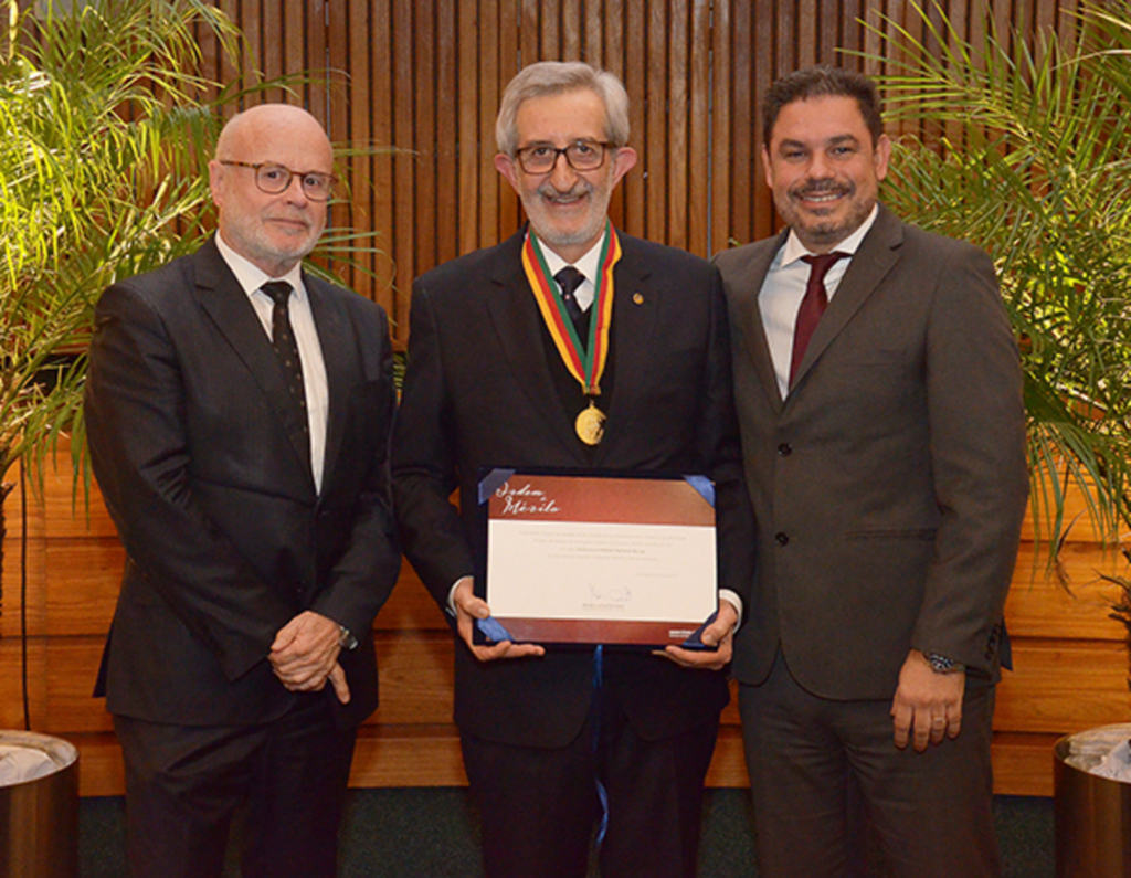 Esmeraldense é homenageado pelo MP do Rio Grande do Sul
