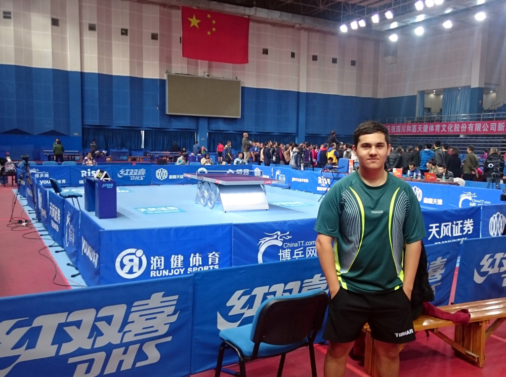 Equipes brasileiras de tênis e tênis de mesa treinam em Chengdu