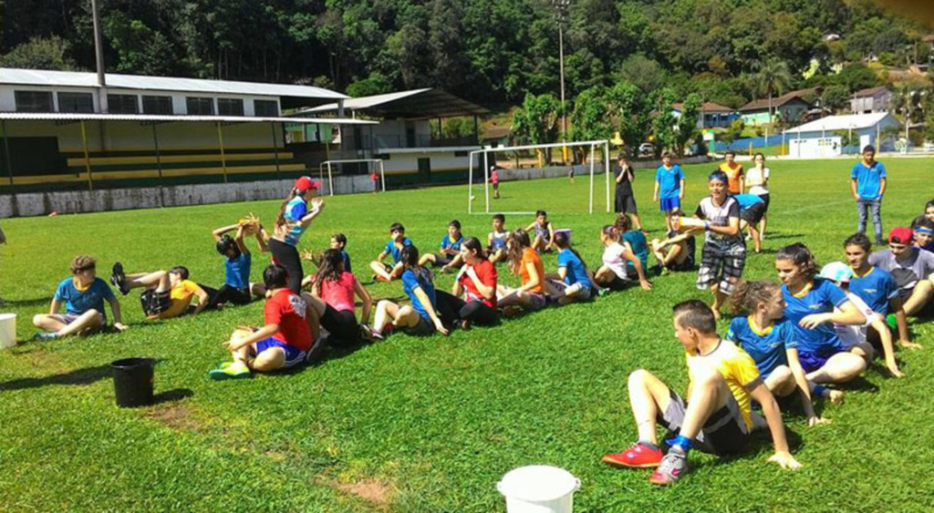 Escola Básica Municipal Hedi Klein Matzenbacher promove gincana educativa