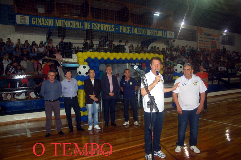  - Prefeito de Capinzal, Andevir Isganzella e o vice-prefeito Wilson Luiz Farais.