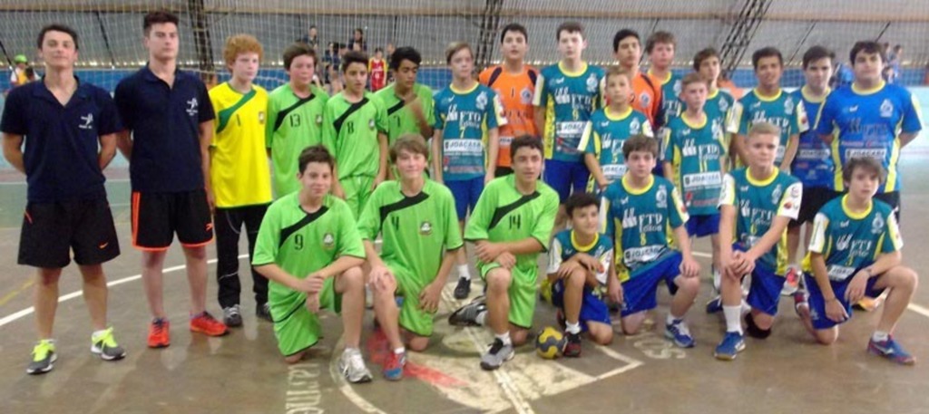 Escolinha de handebol de Campos Novos realiza jogos amistosos com Luzerna e Joaçaba