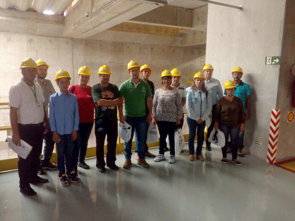 Agricultores visitam a UHE Barra Grande