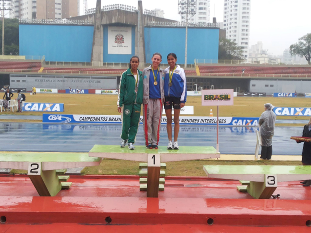 Danieli da Silva quebra recorde nacional e é campeã 1.500 m feminino em São Paulo