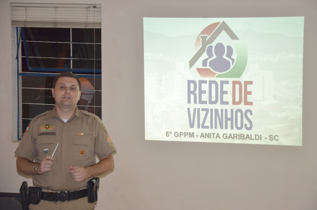 Polícia Militar implanta 'Rede de Vizinhos' em Anita Garibaldi