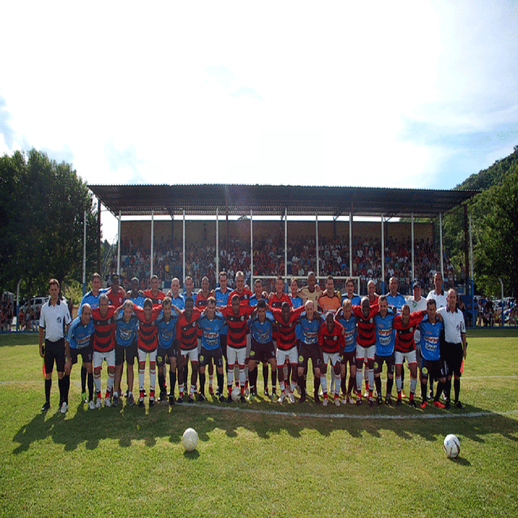 Máster do Flamengo joga amistoso em Lacerdópolis