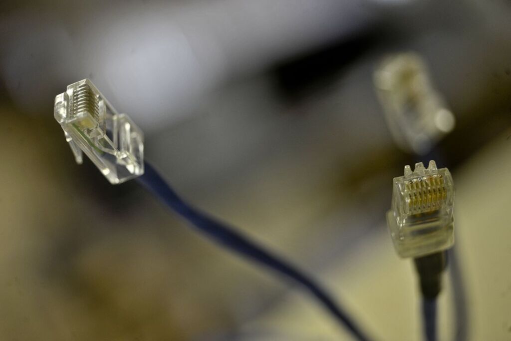 Mais de um terço dos domicílios brasileiros não tem acesso à internet