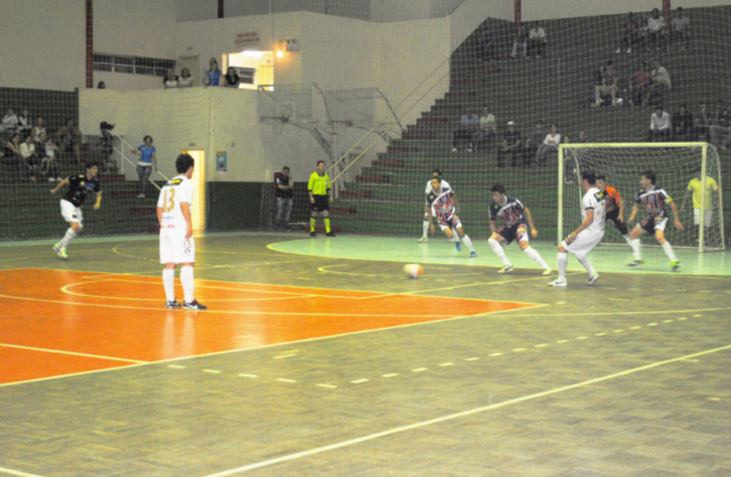 Grêmio Falcões/Passarela Futsal vence clássico contra o CH Sistemas/Real Makro Joaçaba Futsal