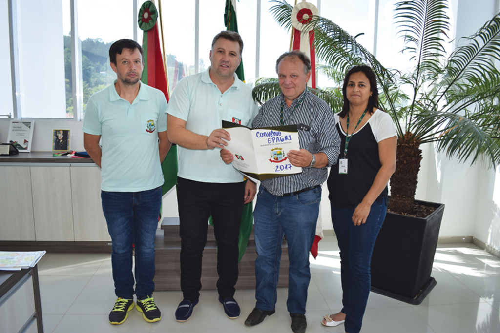 Município de Abdon Batista firma convênio com a EPAGRI