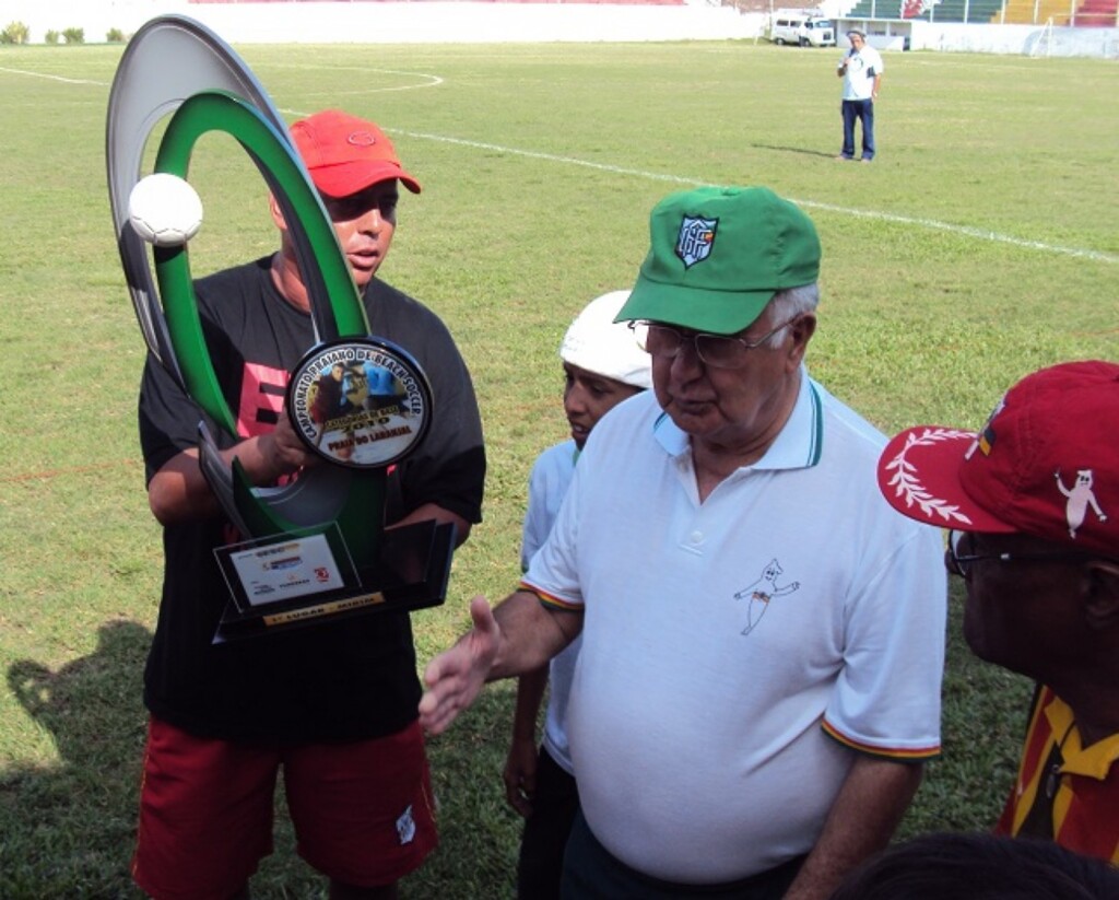 Morre coronel Ewaldo Poeta