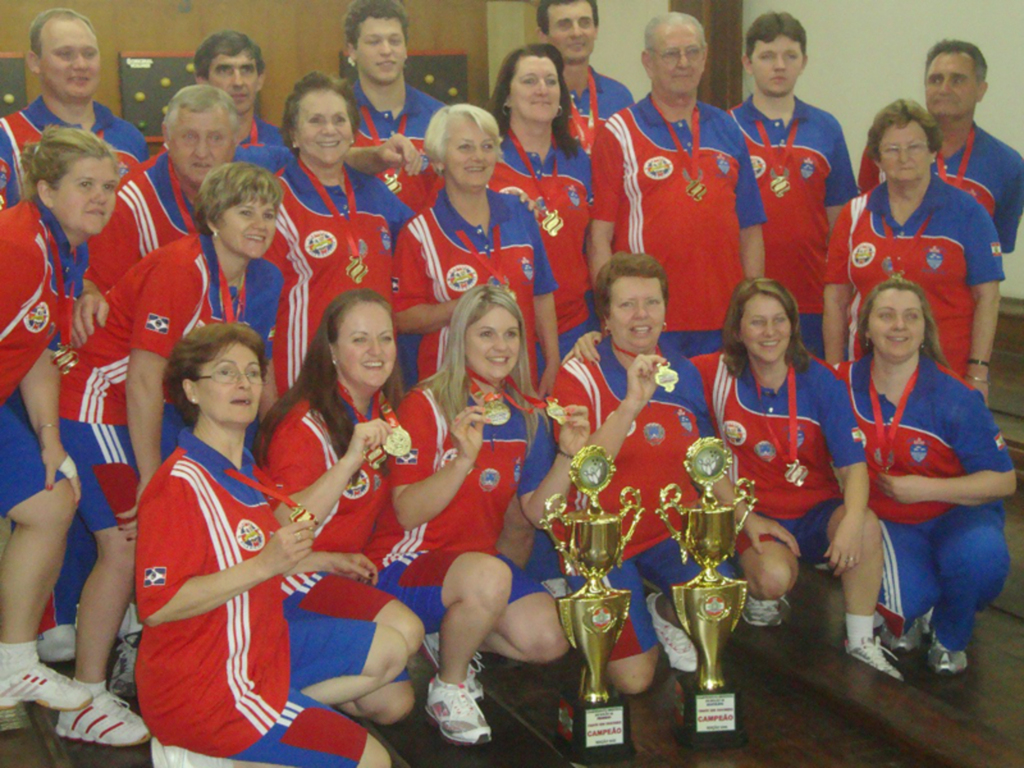  - As equipes Masculina e Feminina conquistaram a primeira colocação no Campeonato Regional