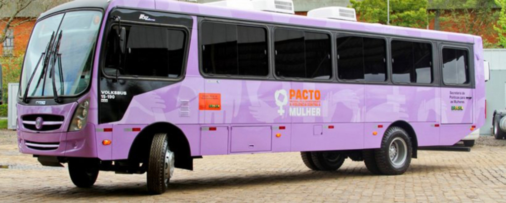  - No ônibus será realizado atendimento multiciplinar em favor do combate à violência contra a mulher