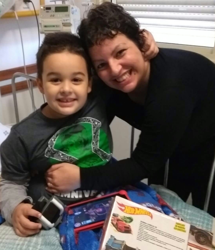 Mãe e filho na luta contra o câncer