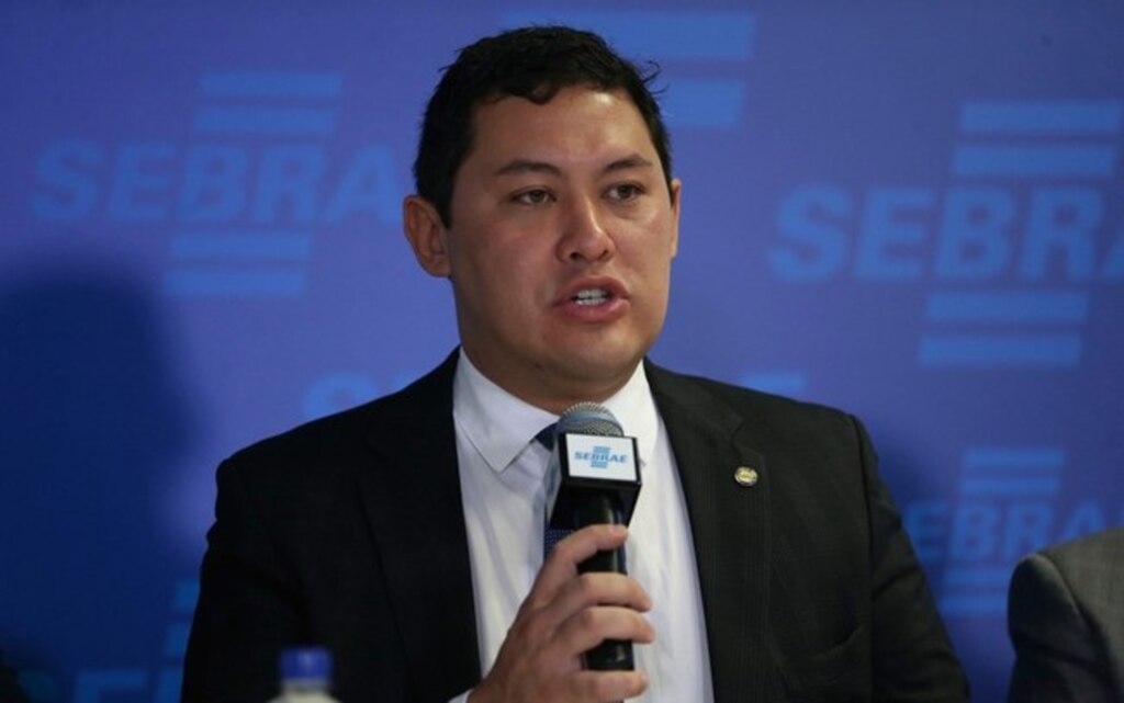 Ministro do Trabalho e deputado federal são alvos de operação que investiga fraudes