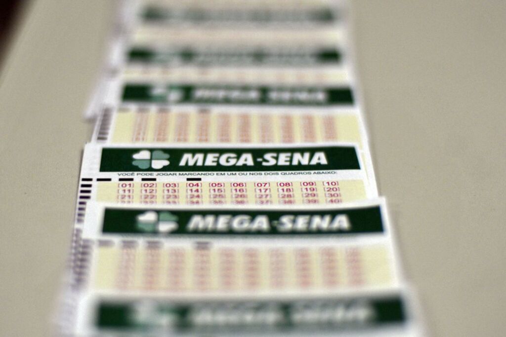Mega-Sena acumula de novo e pagará R$ 21 milhões