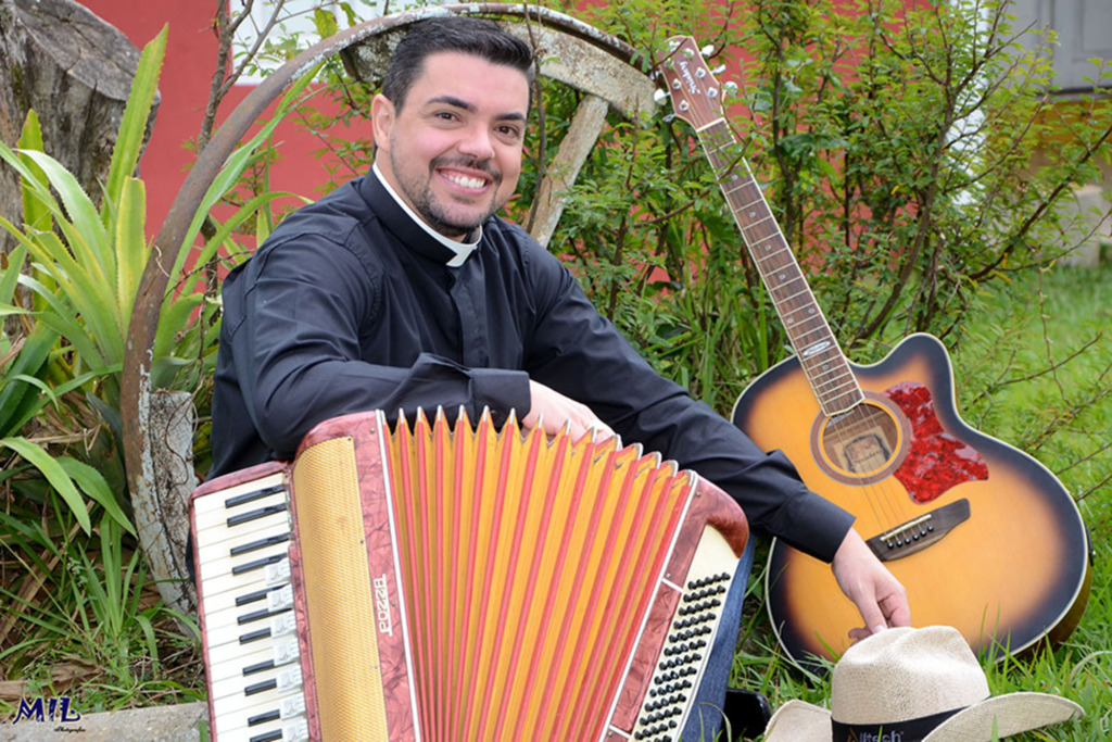 Padre Fabrício: ele escolheu a missão de evangelizar