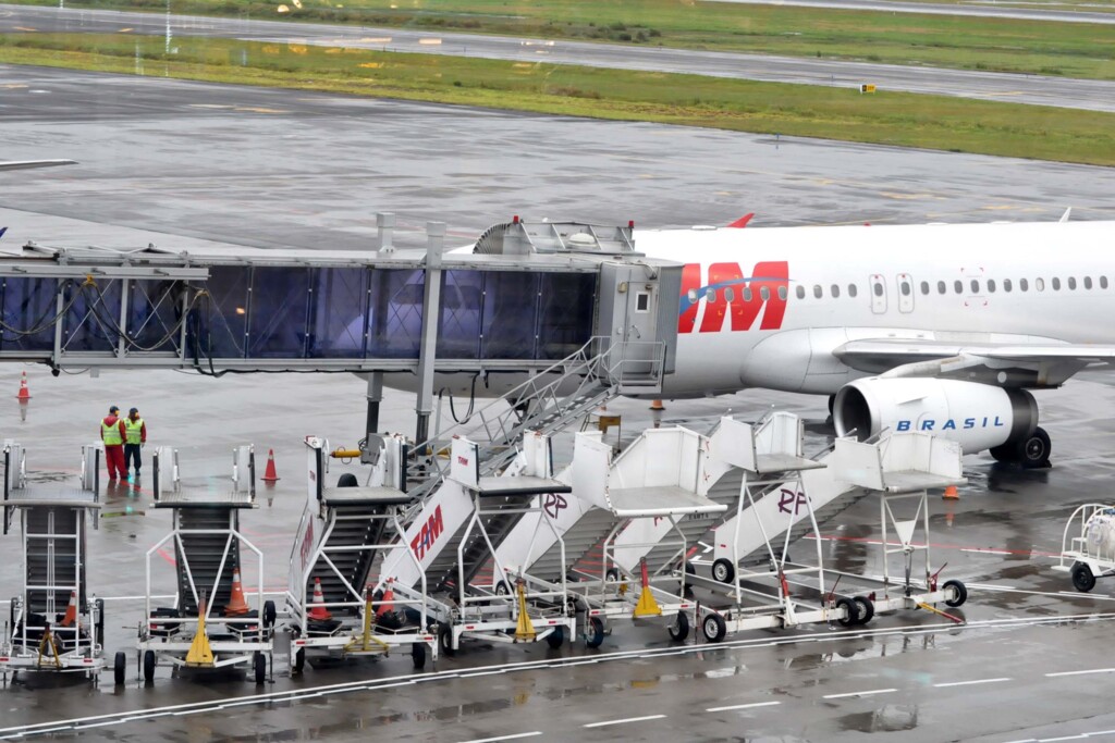 Greve na Argentina faz Gol, Azul, Latam e Aerolíneas cancelarem voos
