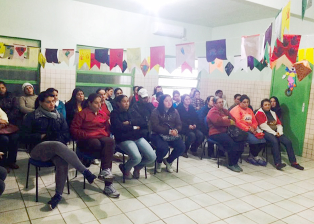 Realizada palestra no CRAS de Esmeralda