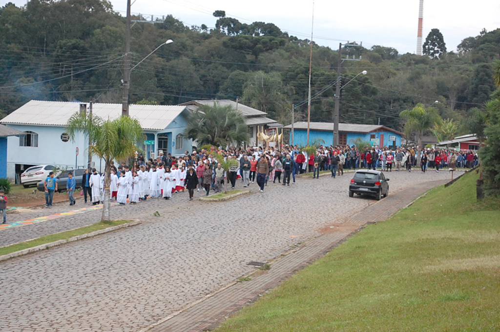 Celebrações de Corpus Christi reuniram católicos pela região