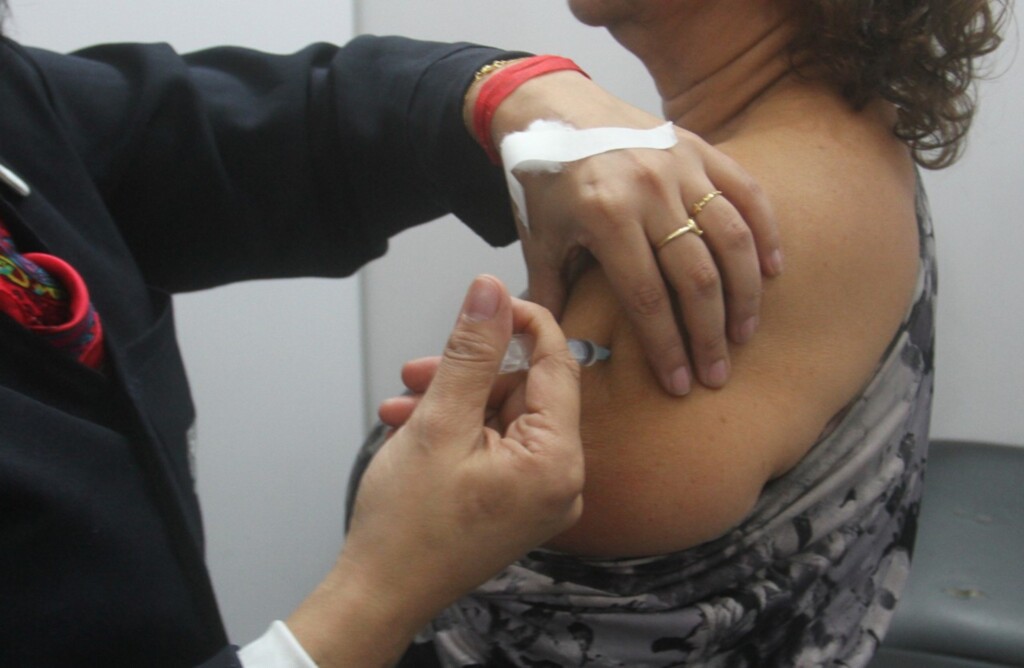 Prorrogado o período de vacinação contra a gripe