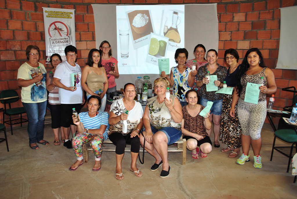 Curso ensina a fabricação de produtos de limpeza ecológicos em Anita Garibaldi