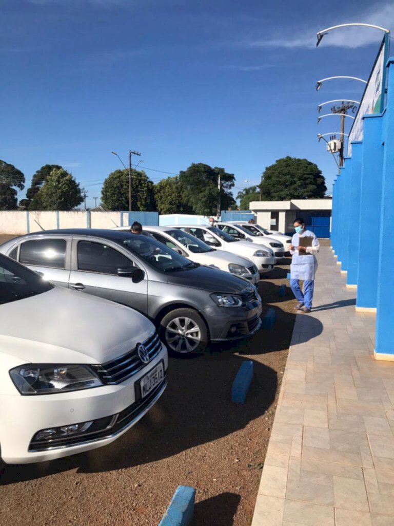 Secretaria de Saúde inicia vacinação de idosos acima de 90 anos