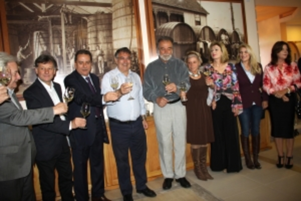GOVERNADOR INAUGURA VINÍCOLA EM SÃO JOAQUIM