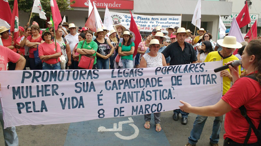 Anita e Cerro participaram da marcha pelas causas das mulheres