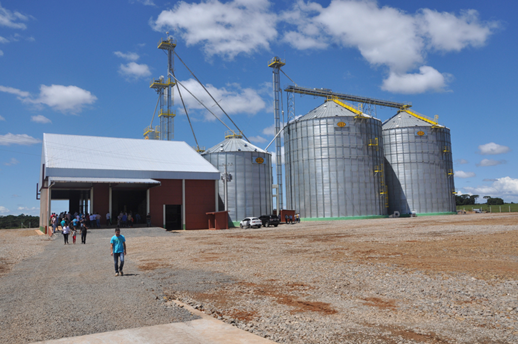 Nova unidade da Copercampos é inaugurada em Cerro Negro