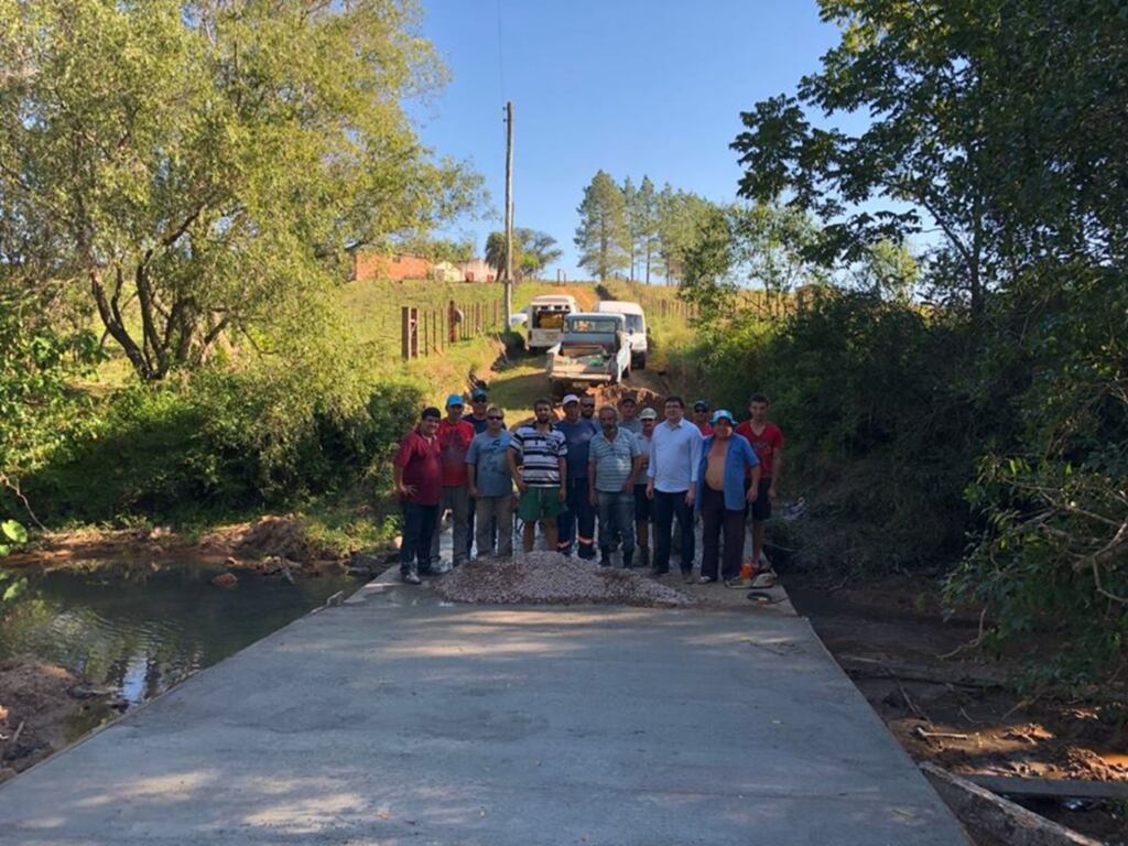 Ponte dos Bandeiras é reconstruída no Cerrito