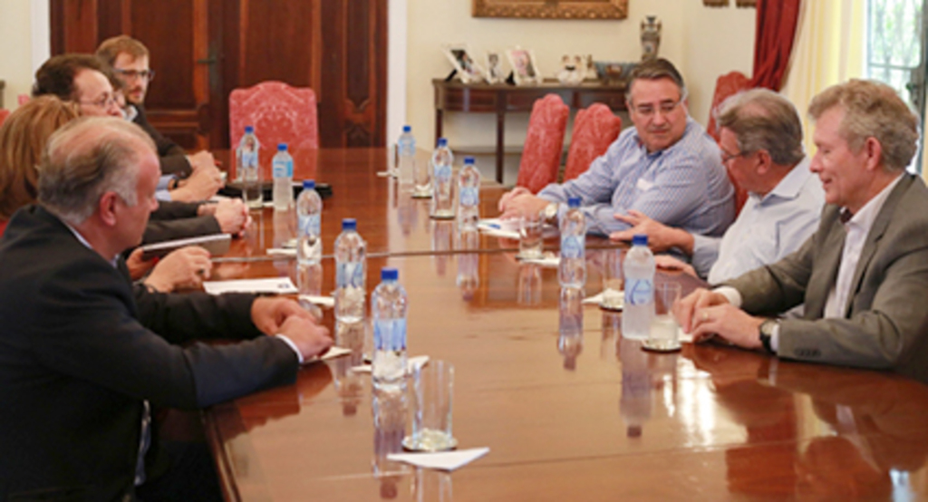 Colombo recebe empresários do agronegócio para tratar da exportação de carne