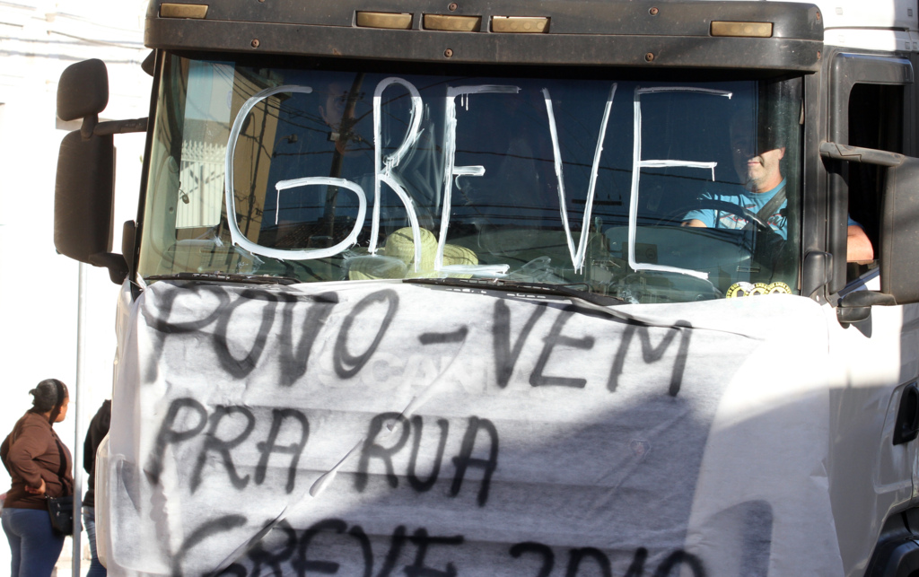 Governo se reúne com representantes dos caminhoneiros às 14h desta quinta