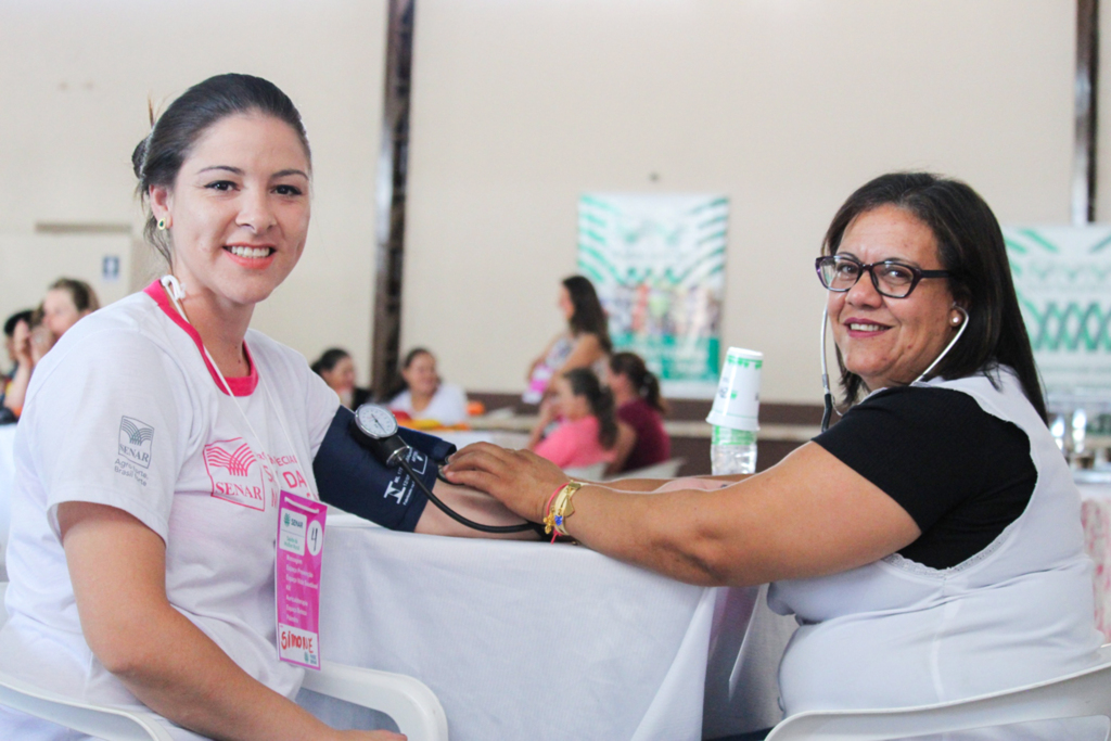  - Produtoras rurais tiveram um dia de educação e lazer, com espaço da beleza.