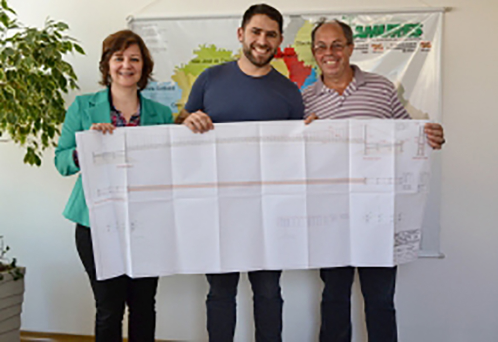 Amures entrega projeto de ponte pênsil a Campo Belo do Sul