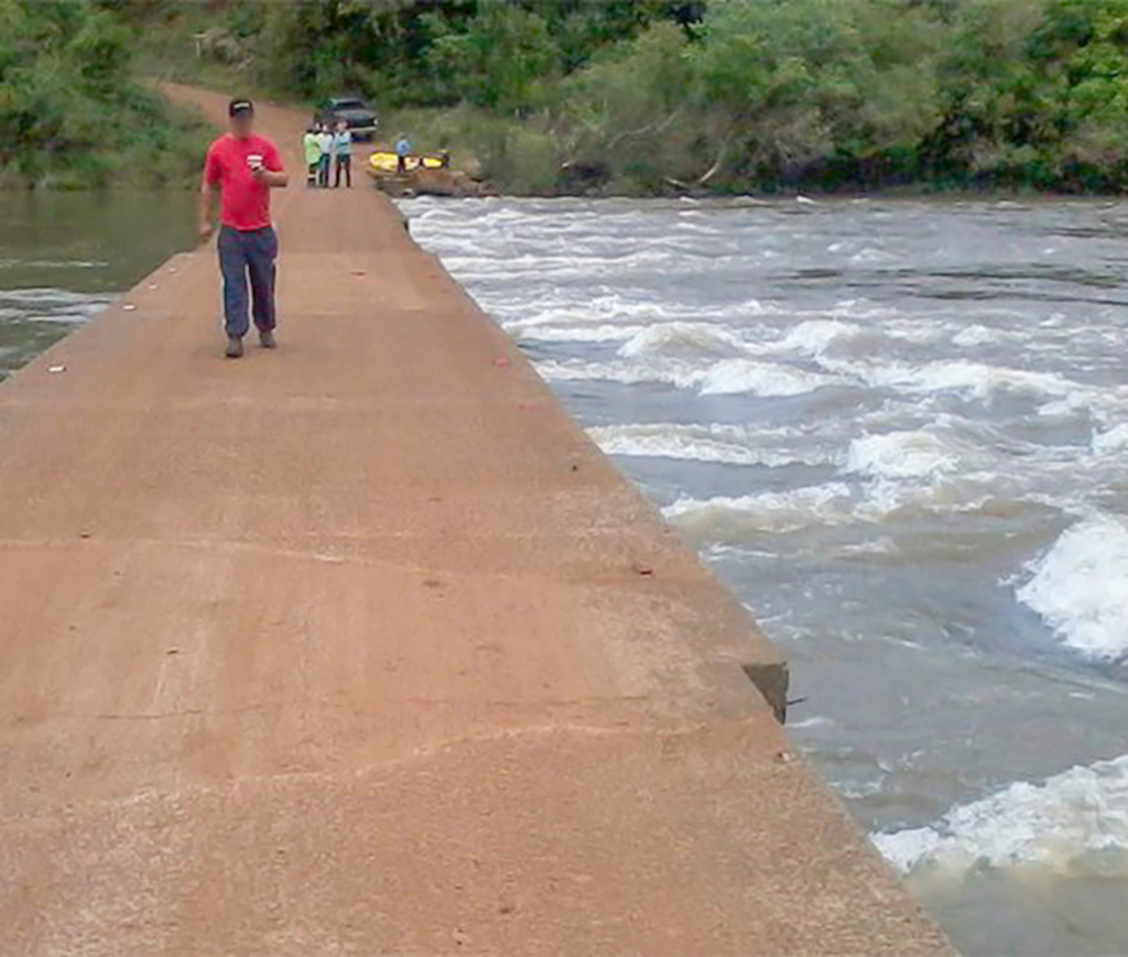 Jovem campo-belense morre ao cair de ponte no rio Caveiras