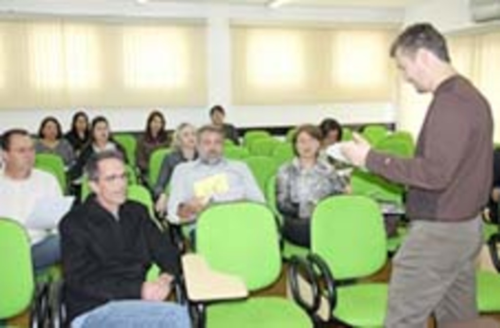 AMURES E CISAMA AUXILIAM MUNICÍPIOS A ESTRUTURAR ABRIGOS INSTITUCIONAIS