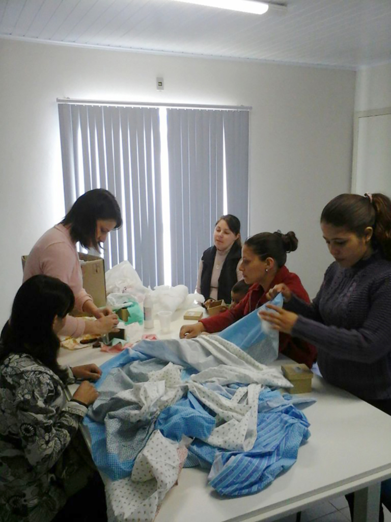 Grupo de gestantes realizam encontro