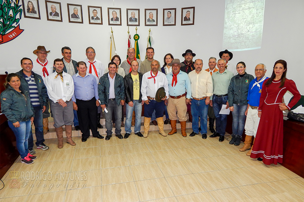 Campo Belo e Cerro Negro reúnem-se para decidir divisas territoriais