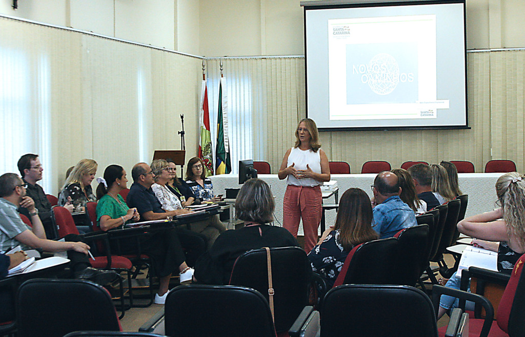 SED apresenta diretrizes de programa nacional para educação profissional e tecnológica