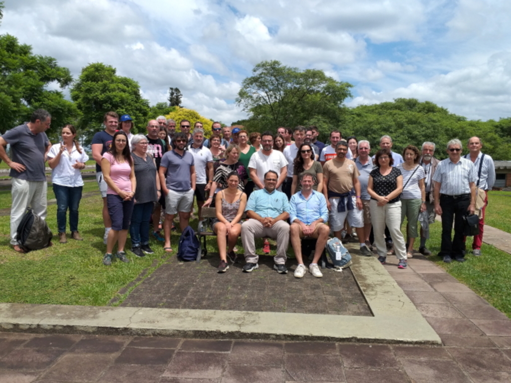 Vitivinicultores franceses visitam a Embrapa