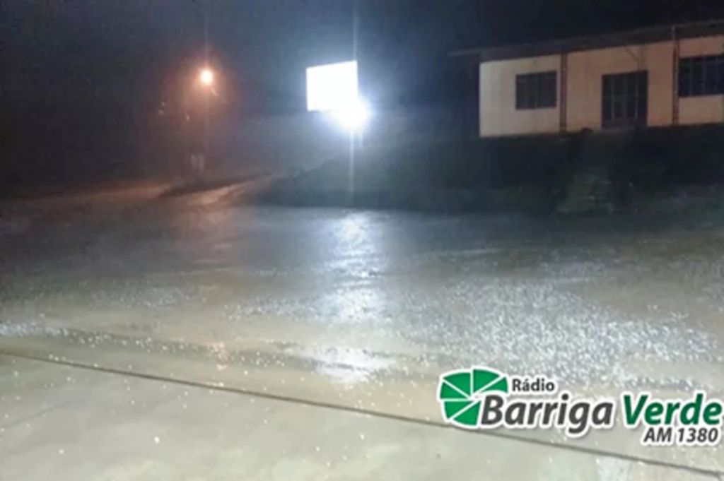 Granizo atinge Capinzal durante a madrugada
