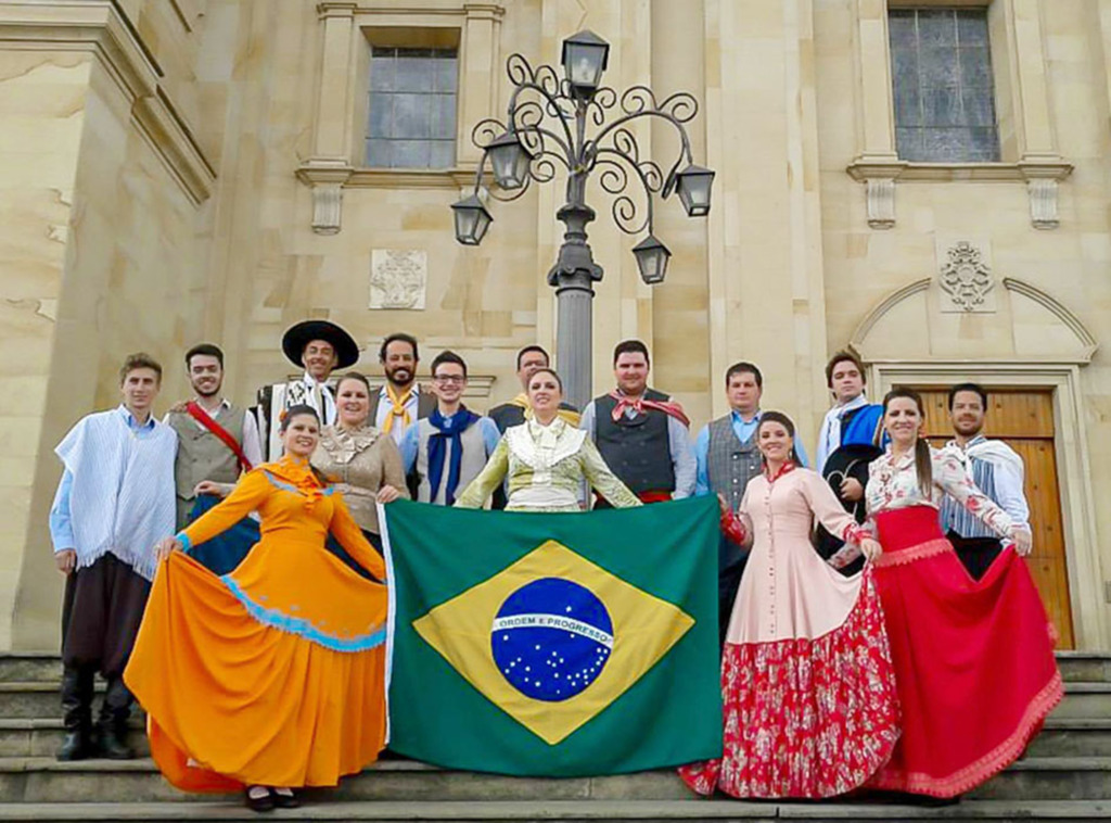 Campo-belenses representaram o Brasil na Colômbia