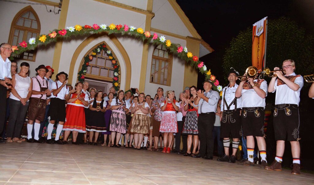 Festa dos 100 anos do Kerb de Ipira bate recorde de público