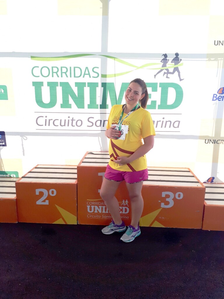  - Com 24 semanas de gestação, Maraiza participou do Circuito de Corridas da Unimed Chapecó