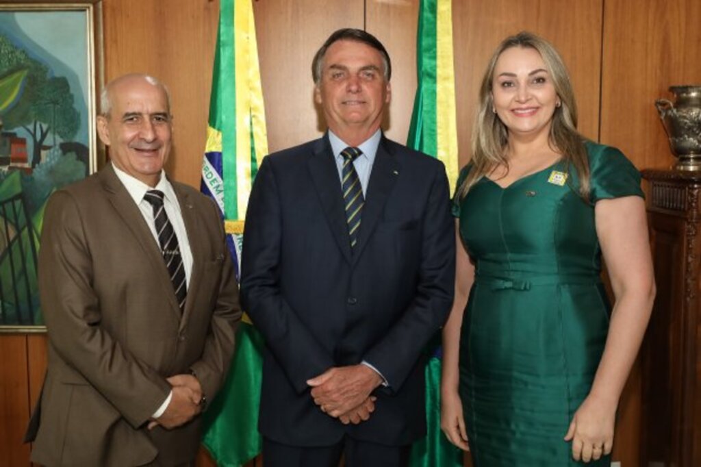  - Daniela Reinehr, Jair Bolsonaro e Luiz Eduardo Ramos - Foto: Marcos Corrêa/ Presidência da República